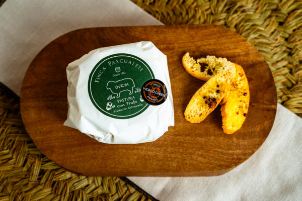 Queso Pastura de trufa, Finca Pascualete